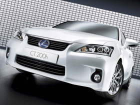 Lexus CT200h