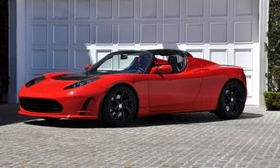 Tesla is recalling 439 electric Roadsters to repair a power cable. (Photo via AutoWeek.)