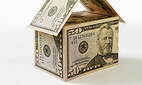 CityMortgage just announced a pilot program that encourages delinquent homeowners to keep their homes in good condition. (© Simon Battensby/Getty Images)