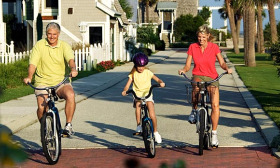 The housing crash has opened the door to more upscale neighborhoods for some subsidized tenants. (© Thinkstock/Corbis)