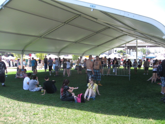 Shade tent at Warped