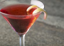 Cocktail (c) Artifacts Images/Getty Images