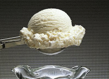 We All Scream at Ice Cream Headaches // Vanilla (© Matthew Klein/Corbis)