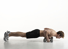 Pushup Row (c) Men's Health